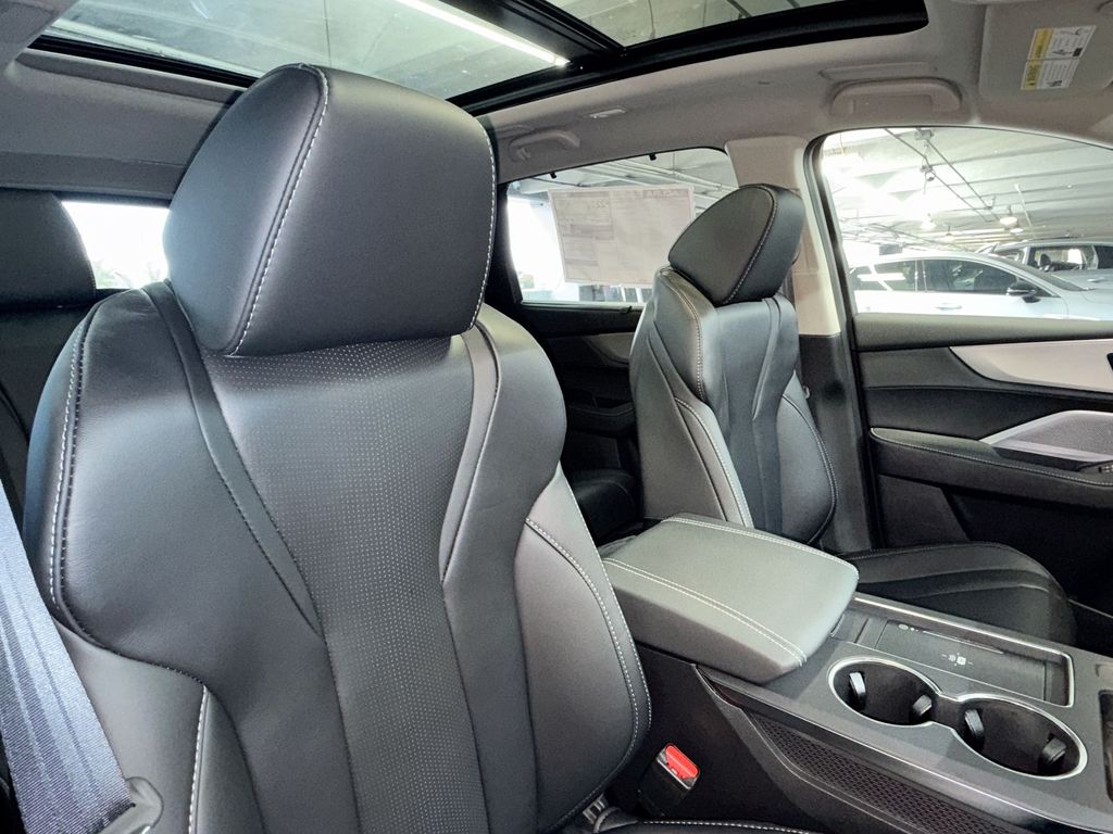 Thumbnail: 2026 Acura MDX - 29