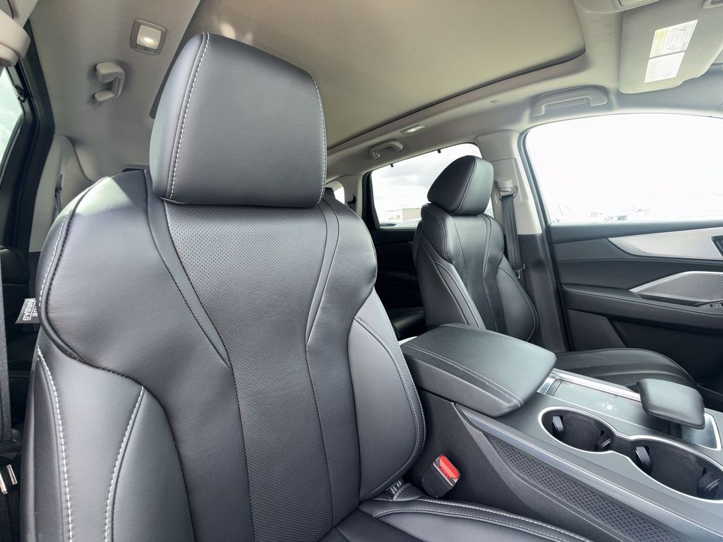 Thumbnail: 2023 Acura MDX - 29