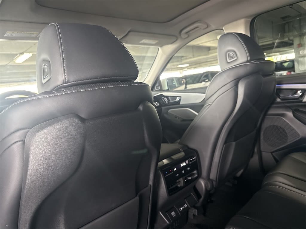 Thumbnail: 2023 Acura MDX - 27
