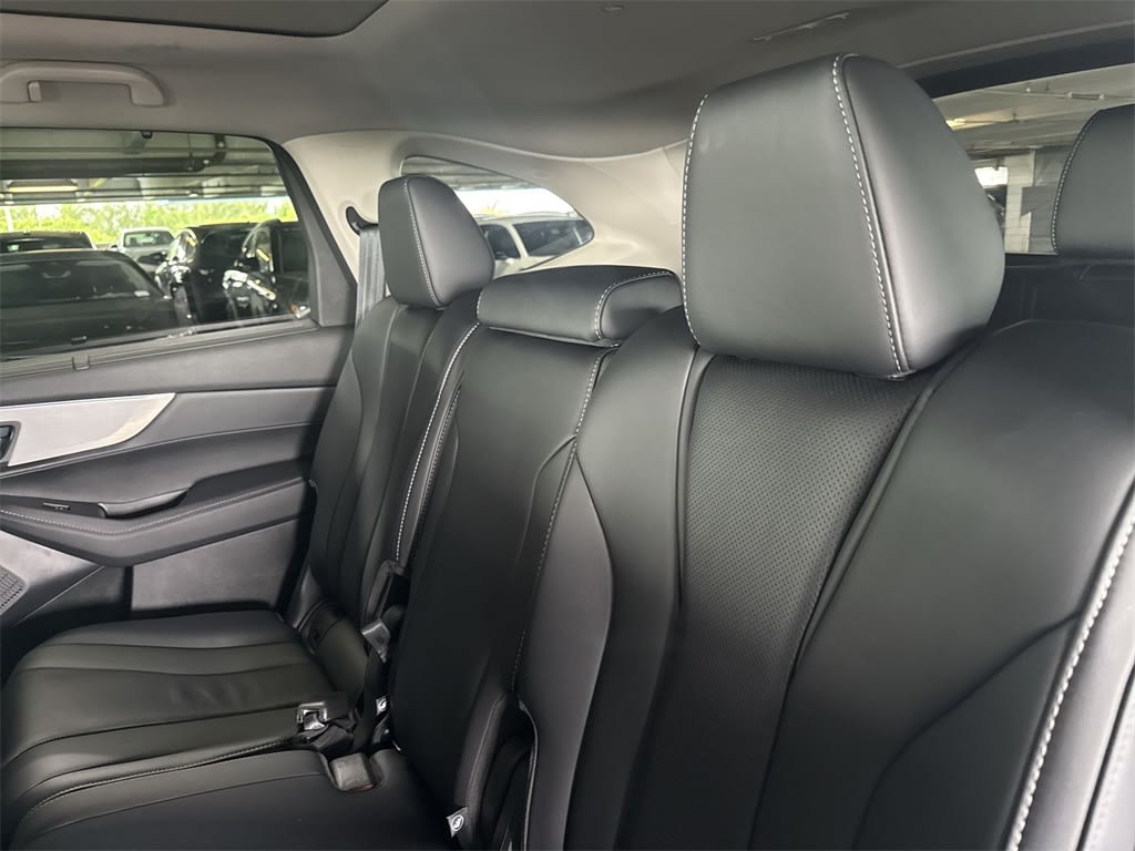Thumbnail: 2023 Acura MDX - 13