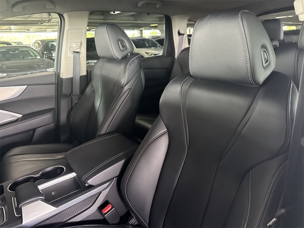 Thumbnail: 2023 Acura MDX - 11