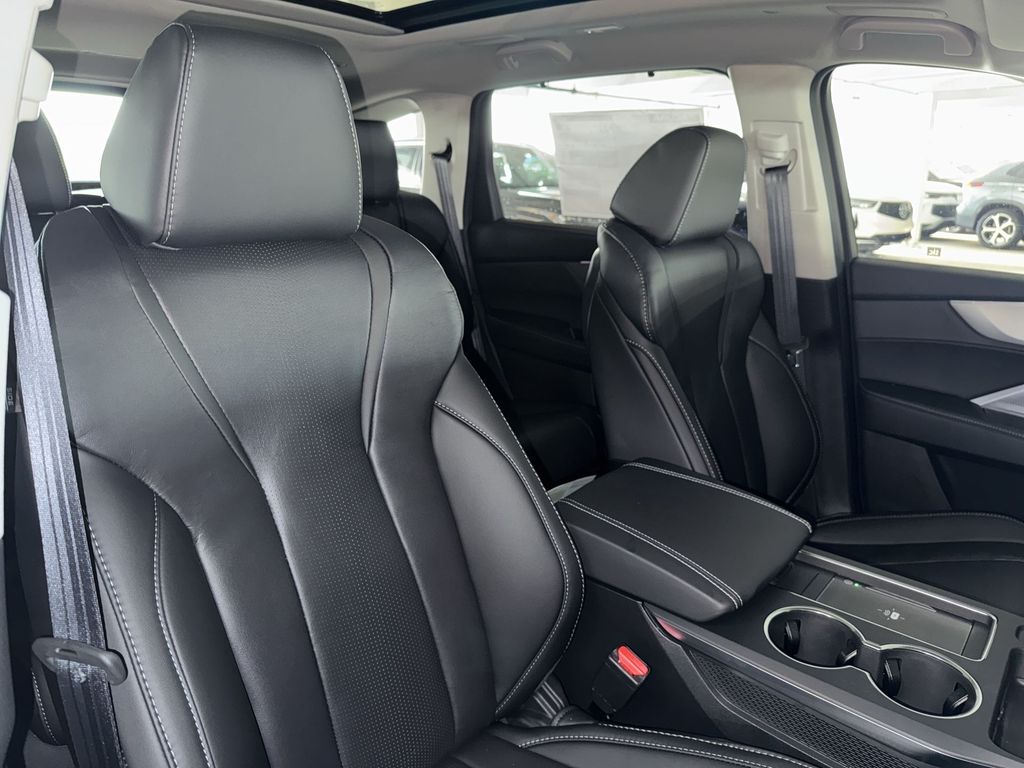 Thumbnail: 2026 Acura MDX - 12