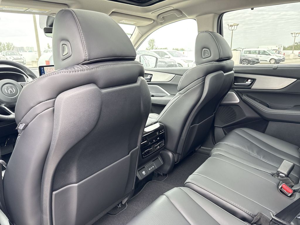 Thumbnail: 2026 Acura MDX - 28