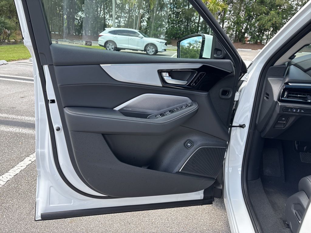 Thumbnail: 2026 Acura MDX - 25