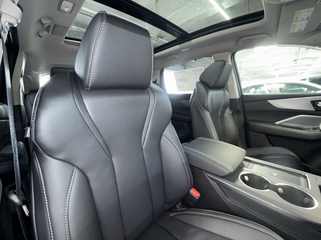 Thumbnail: 2026 Acura MDX - 28