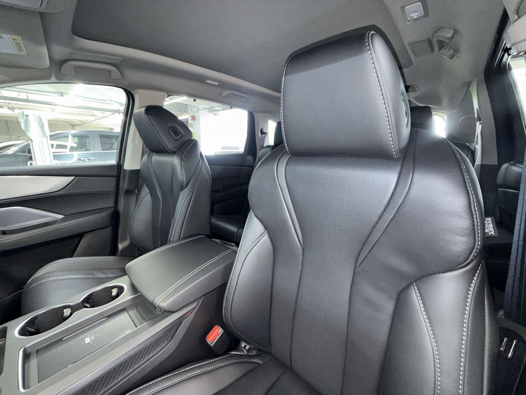 Thumbnail: 2026 Acura MDX - 11
