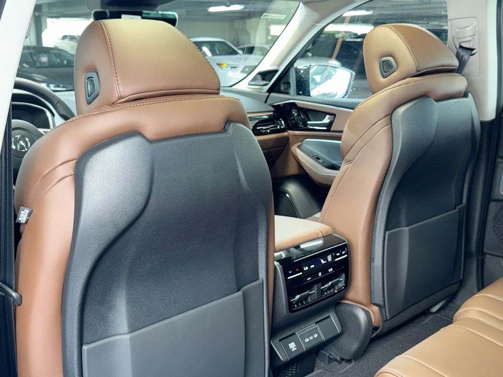 Thumbnail: 2026 Acura MDX - 26