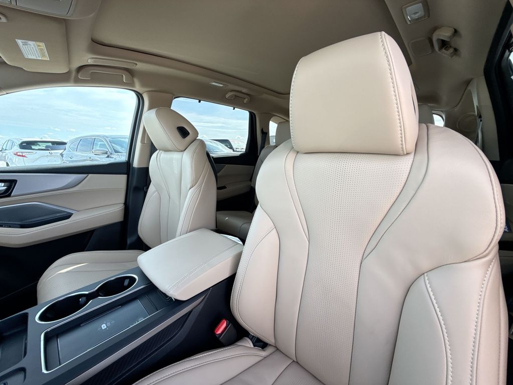 Thumbnail: 2026 Acura MDX - 11