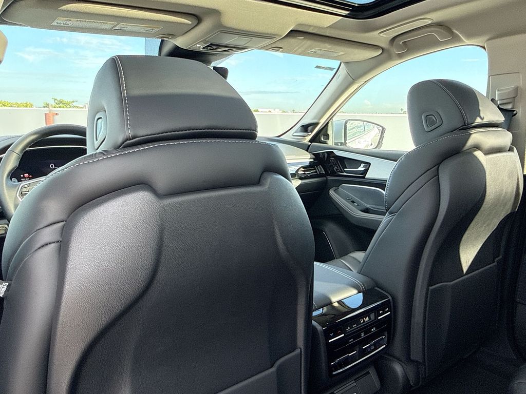 Thumbnail: 2026 Acura MDX - 27