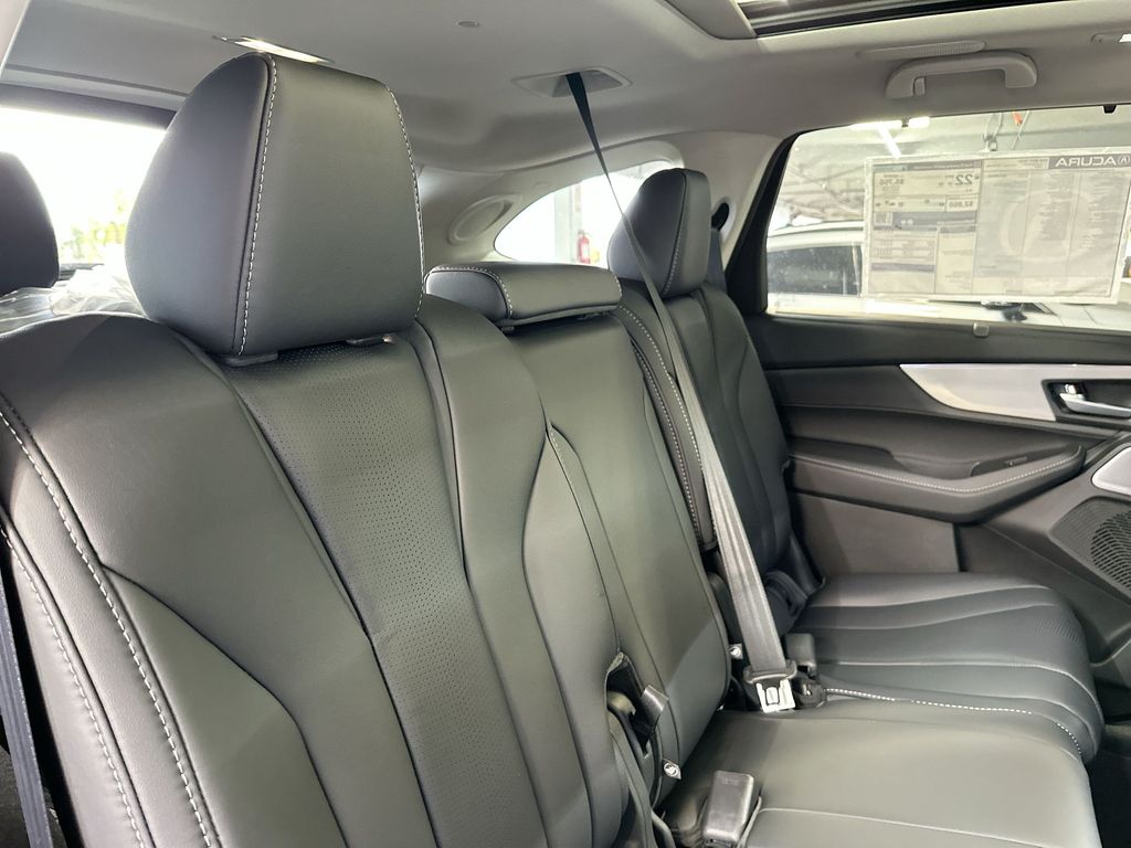 Thumbnail: 2026 Acura MDX - 29