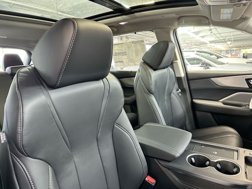 Thumbnail: 2026 Acura MDX - 12