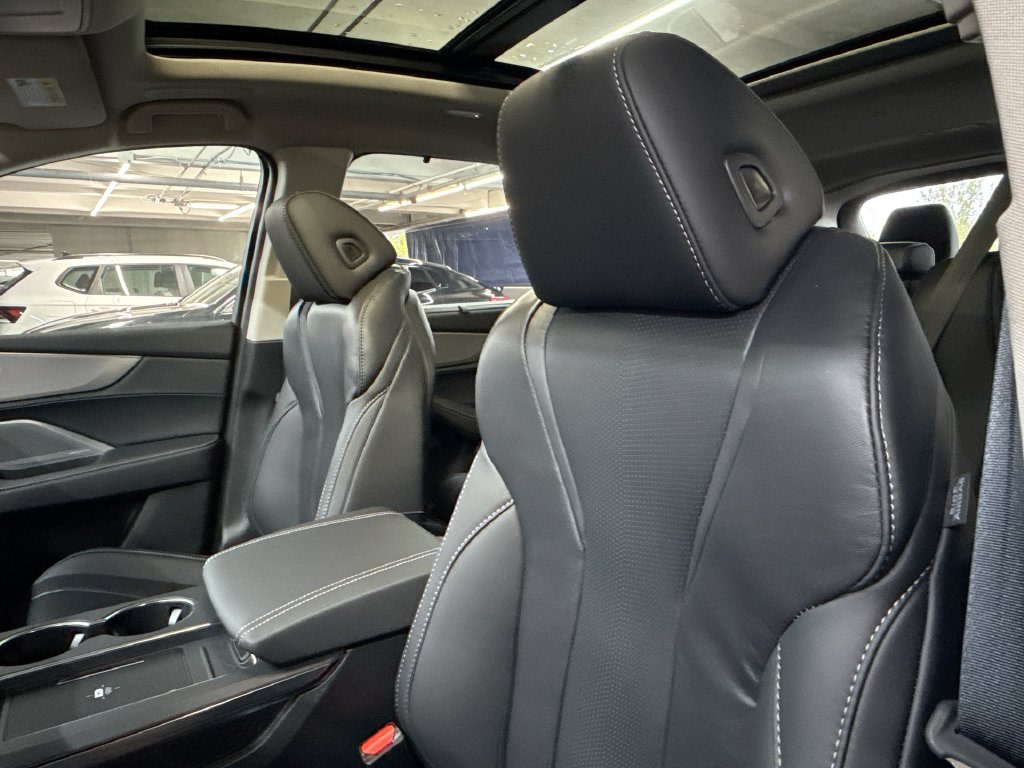 Thumbnail: 2026 Acura MDX - 11