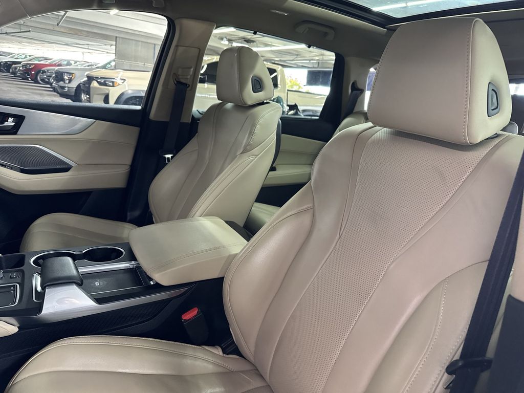 Thumbnail: 2023 Acura MDX - 11