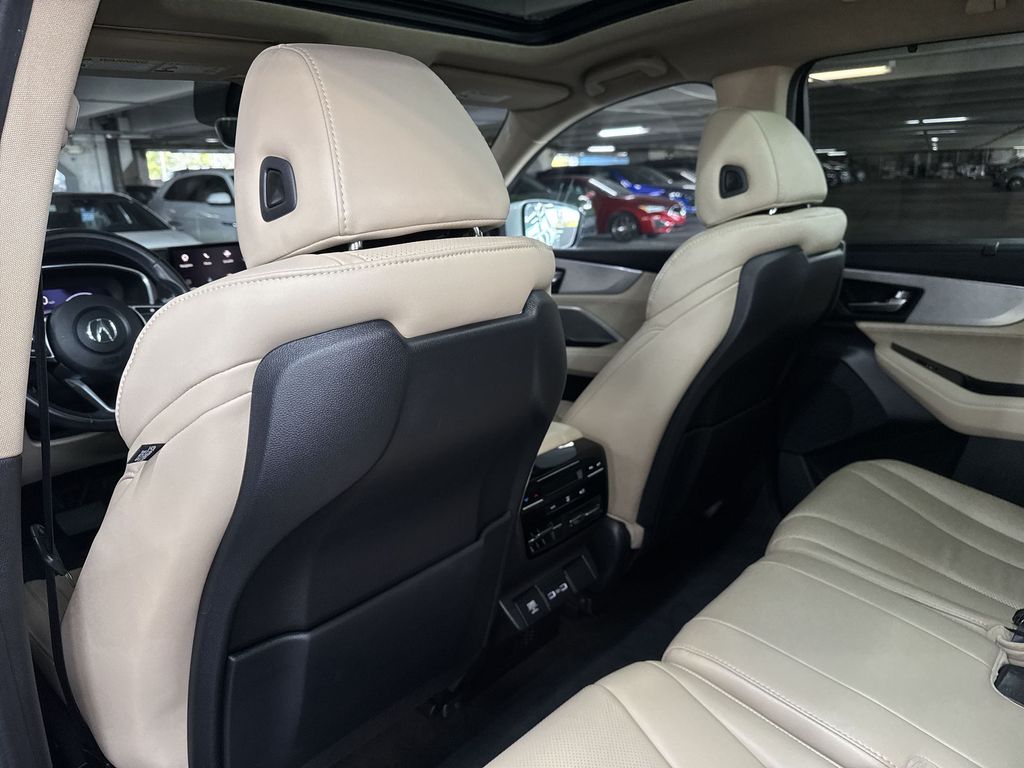 Thumbnail: 2023 Acura MDX - 28