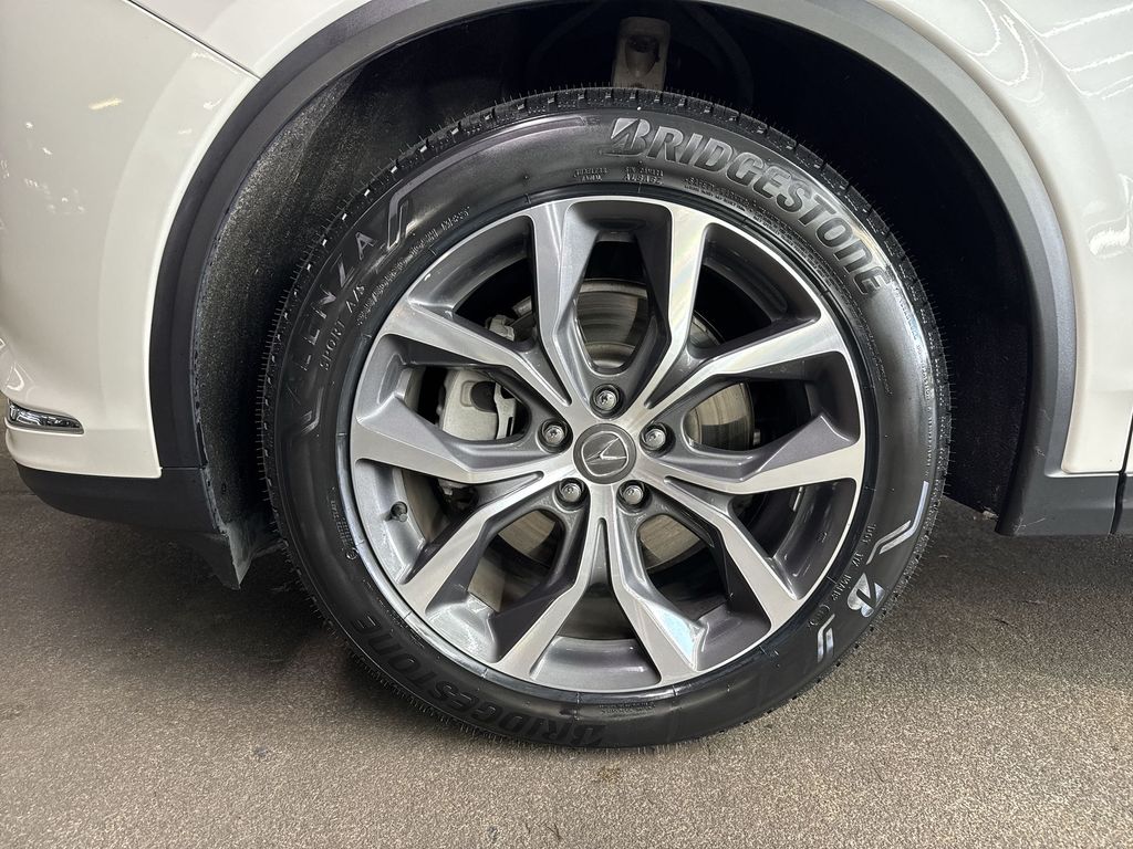 Thumbnail: 2023 Acura MDX - 8