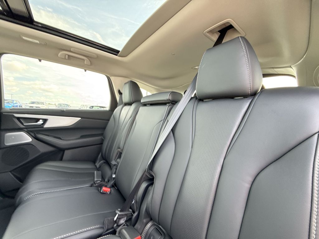 Thumbnail: 2026 Acura MDX - 13