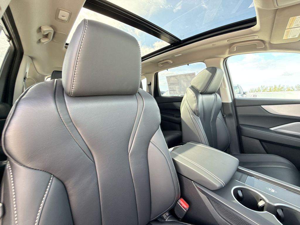Thumbnail: 2026 Acura MDX - 12