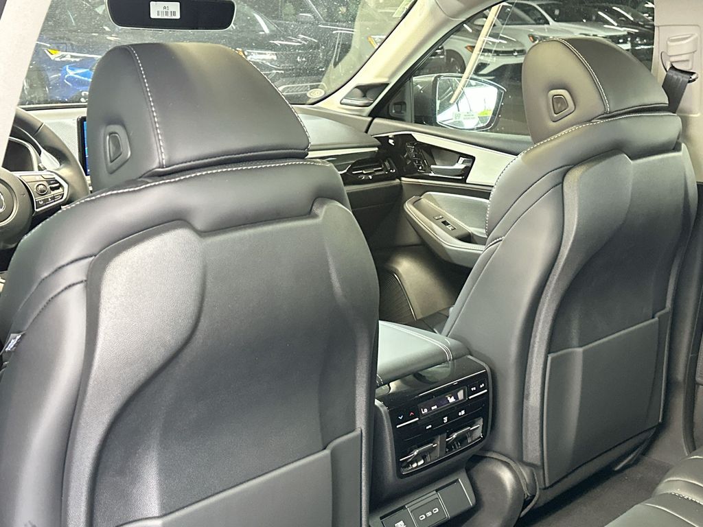 Thumbnail: 2026 Acura MDX - 12