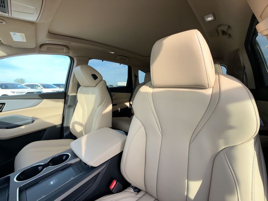 Thumbnail: 2026 Acura MDX - 10