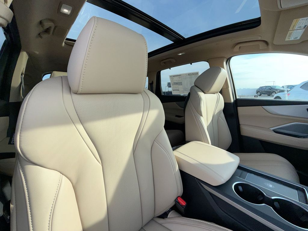 Thumbnail: 2026 Acura MDX - 28