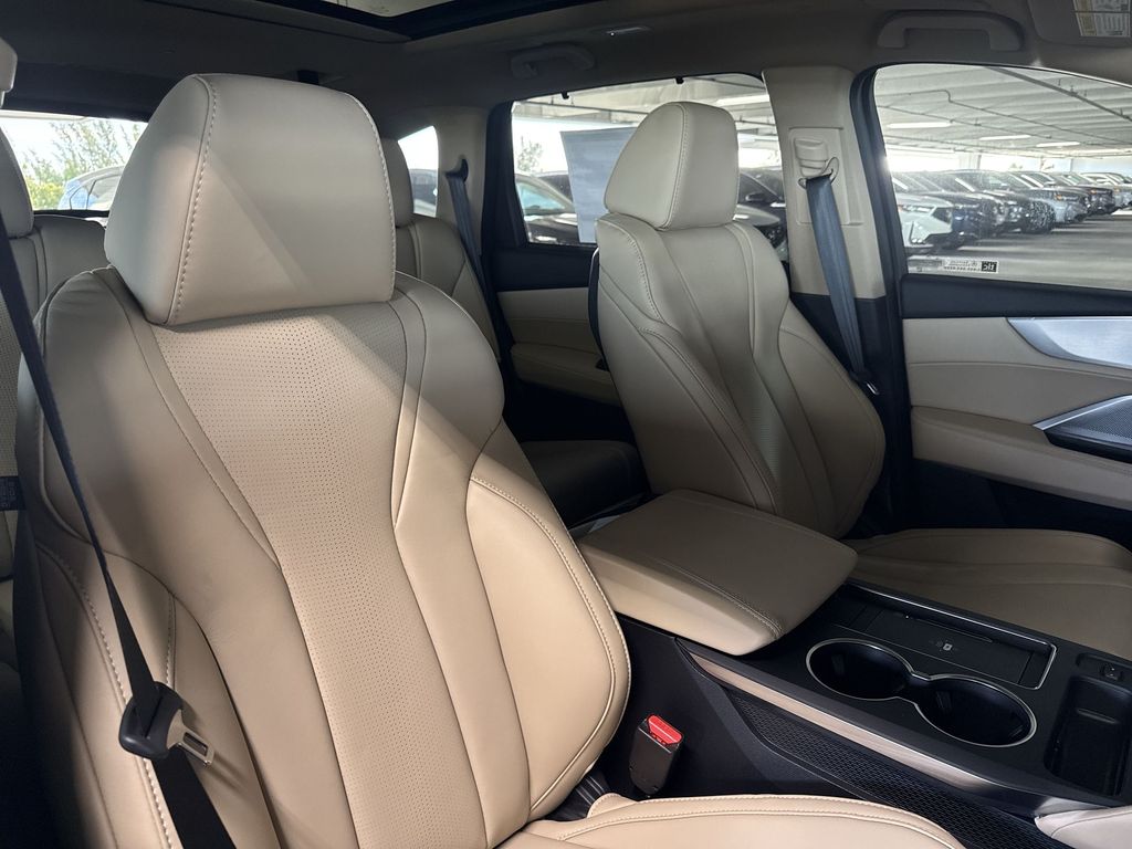 Thumbnail: 2026 Acura MDX - 11