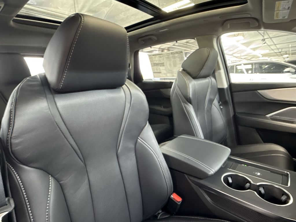 Thumbnail: 2026 Acura MDX - 12