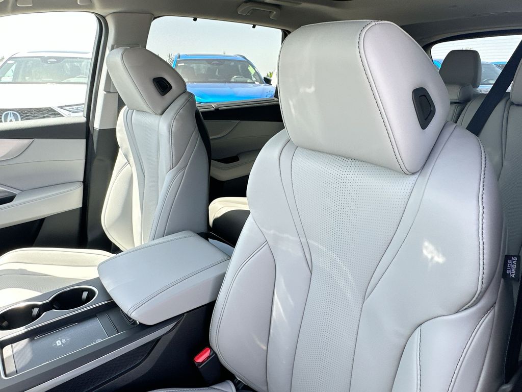 Thumbnail: 2026 Acura MDX - 11