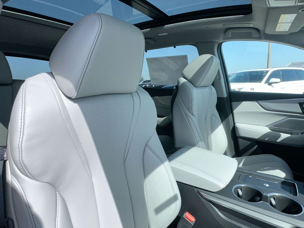Thumbnail: 2026 Acura MDX - 29