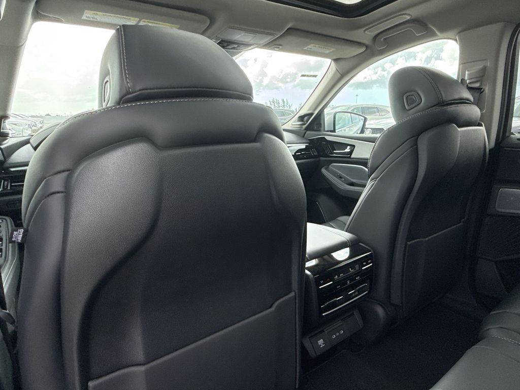Thumbnail: 2026 Acura MDX - 12