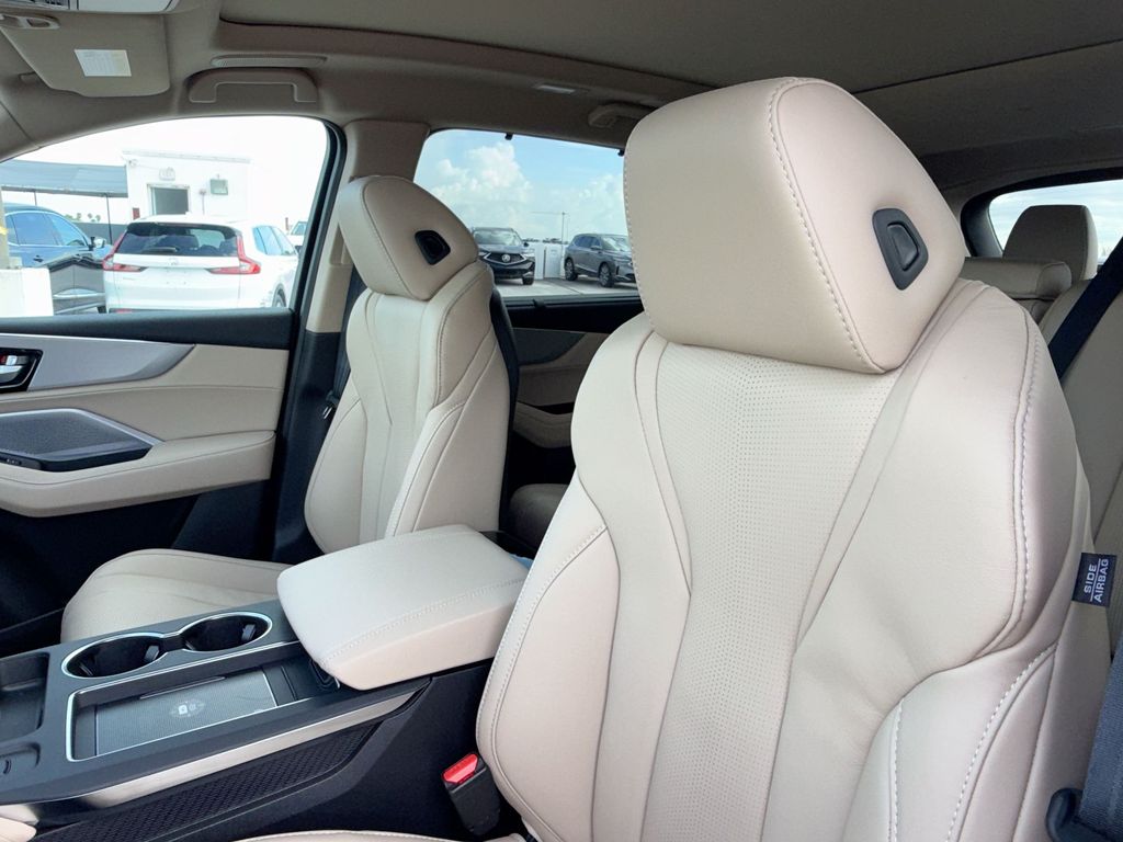 Thumbnail: 2026 Acura MDX - 11