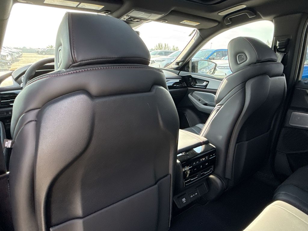 Thumbnail: 2026 Acura MDX - 12