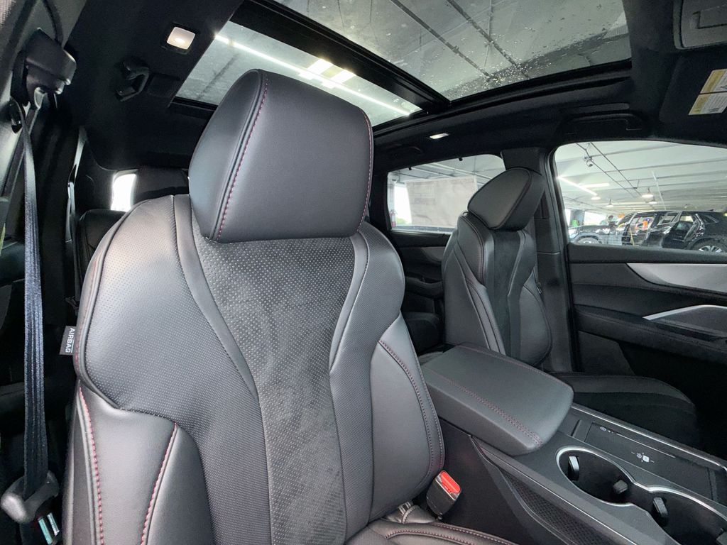 Thumbnail: 2026 Acura MDX - 29