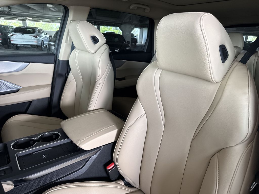 Thumbnail: 2026 Acura MDX - 11