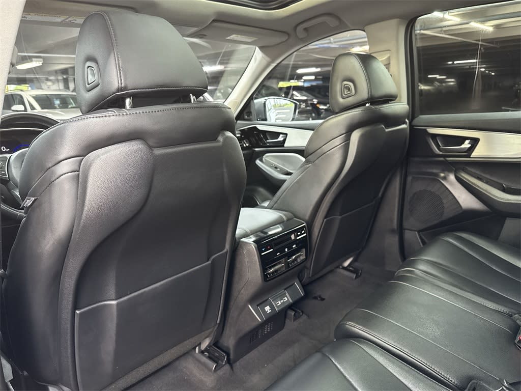 Thumbnail: 2023 Acura MDX - 28