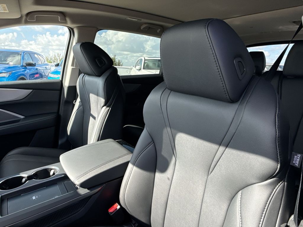 Thumbnail: 2026 Acura MDX - 11