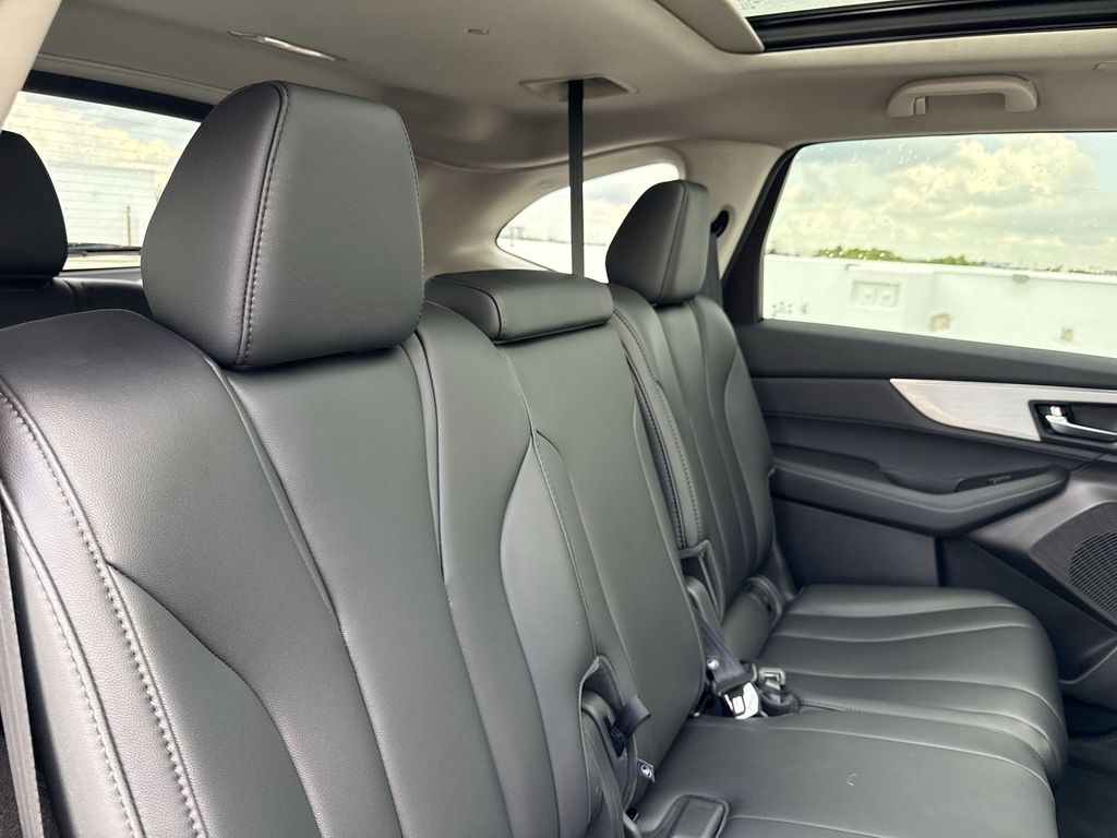 Thumbnail: 2023 Acura MDX - 28