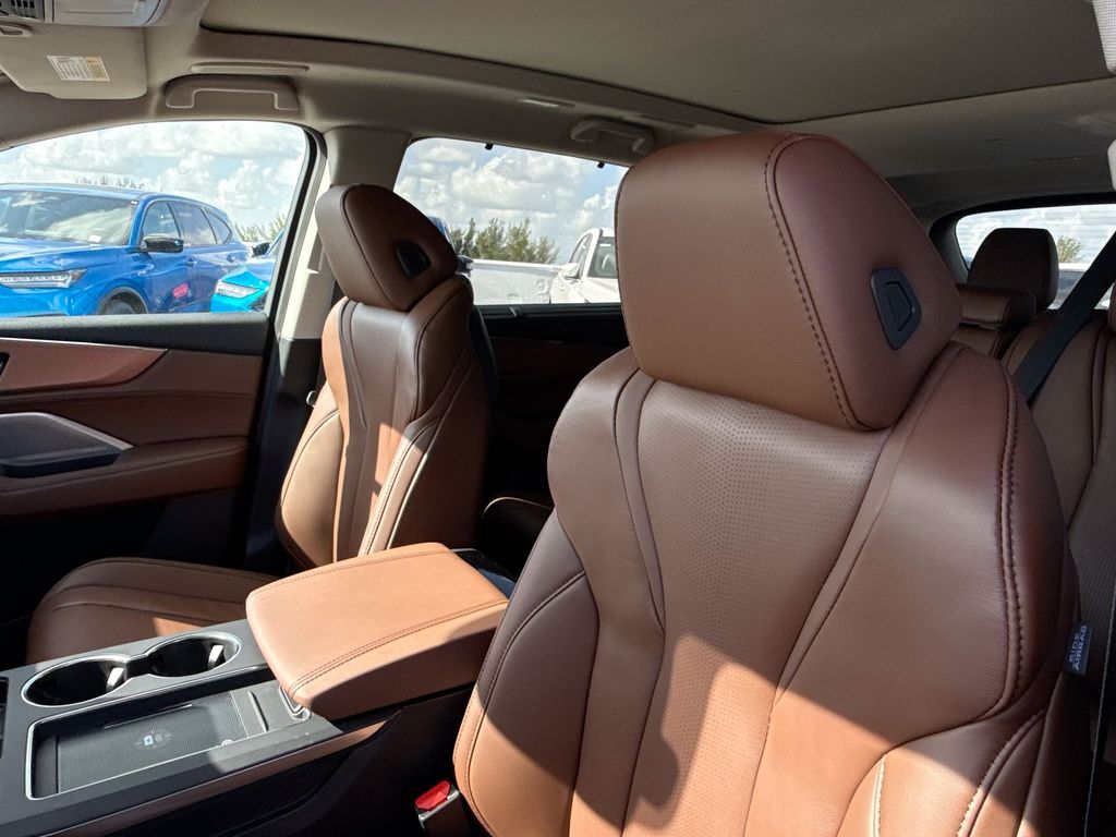 Thumbnail: 2026 Acura MDX - 11