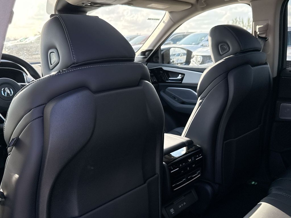 Thumbnail: 2026 Acura MDX - 12