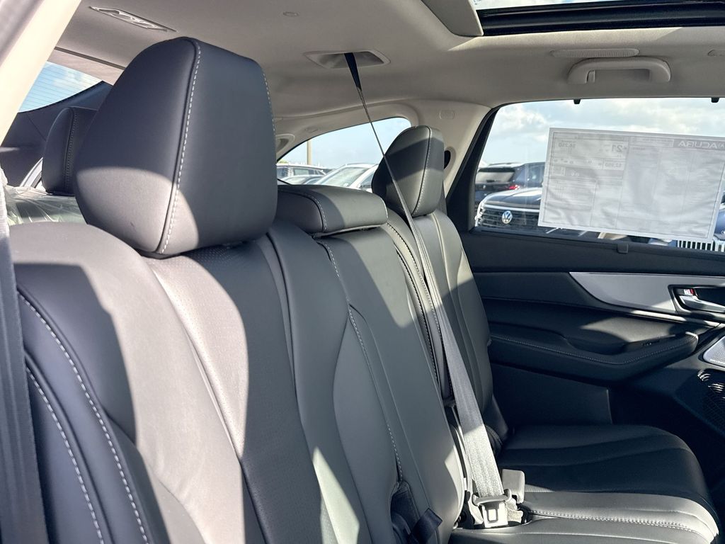 Thumbnail: 2026 Acura MDX - 12
