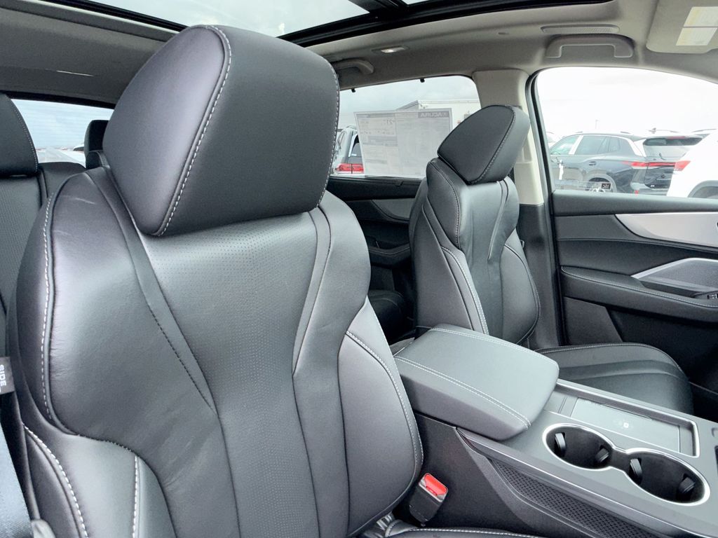 Thumbnail: 2026 Acura MDX - 12