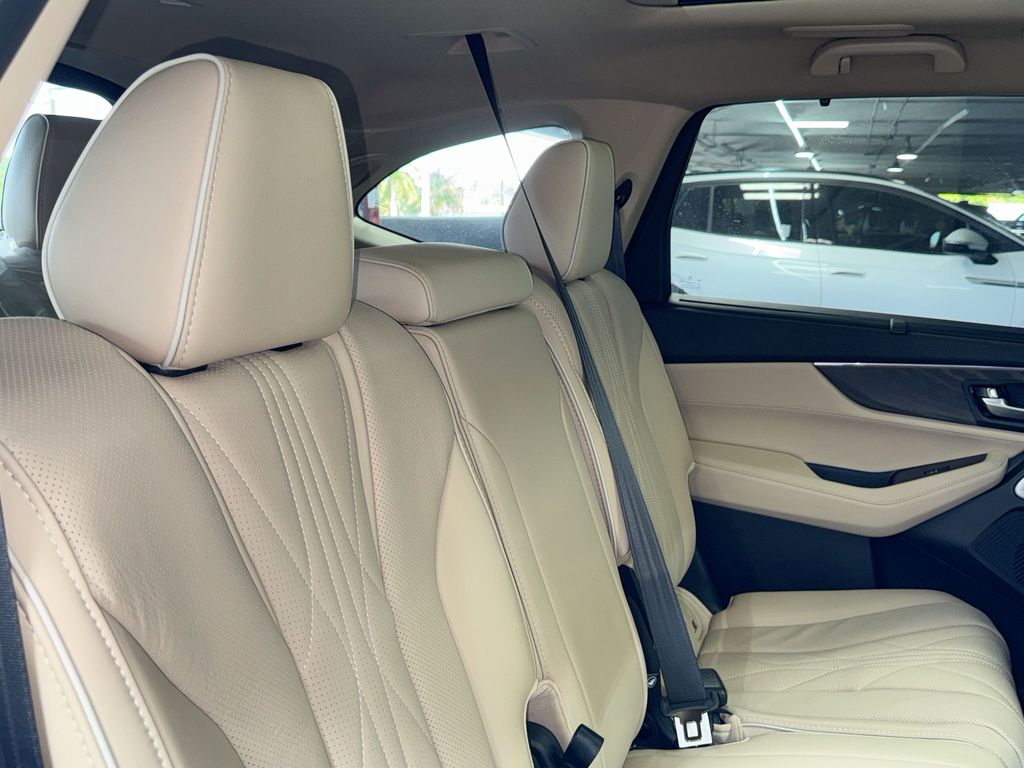 Thumbnail: 2026 Acura MDX - 12