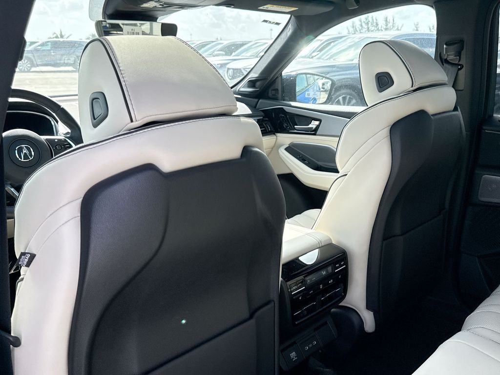 Thumbnail: 2026 Acura MDX - 27