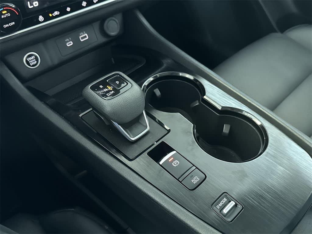 2023 Nissan Rogue SV 16