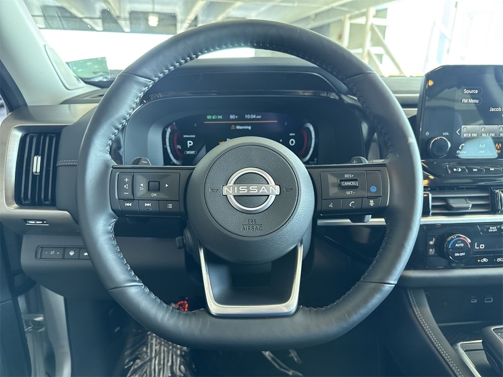 Thumbnail: 2024 Nissan Pathfinder - 10