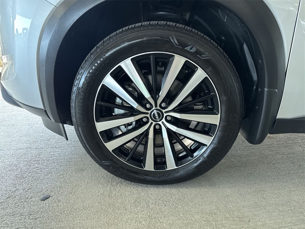 Thumbnail: 2024 Nissan Pathfinder - 8