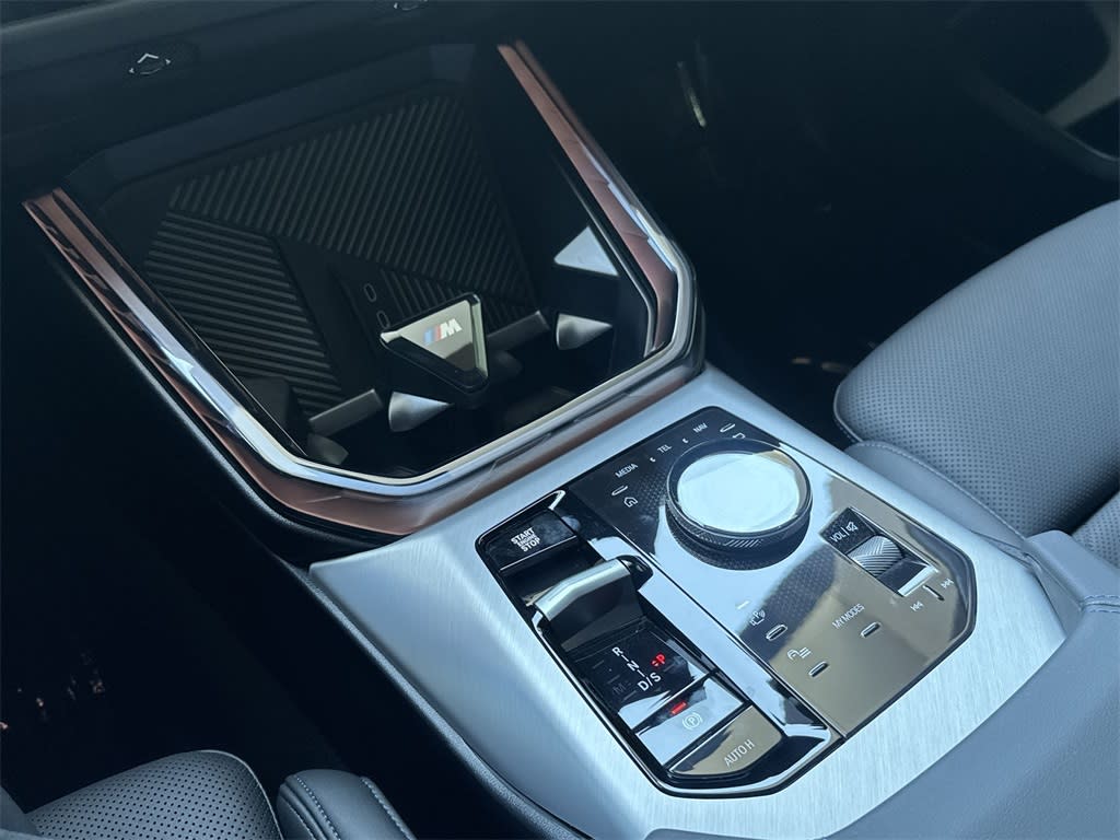 Thumbnail: 2025 BMW X3 - 16