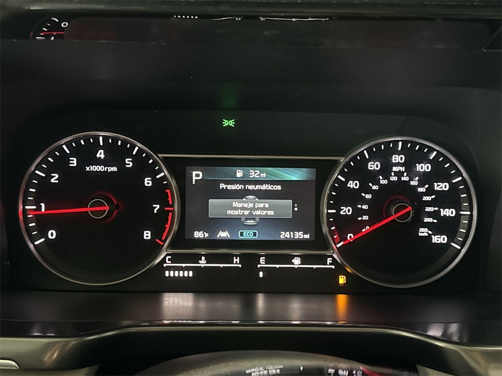 Thumbnail: 2023 Kia Sorento - 17