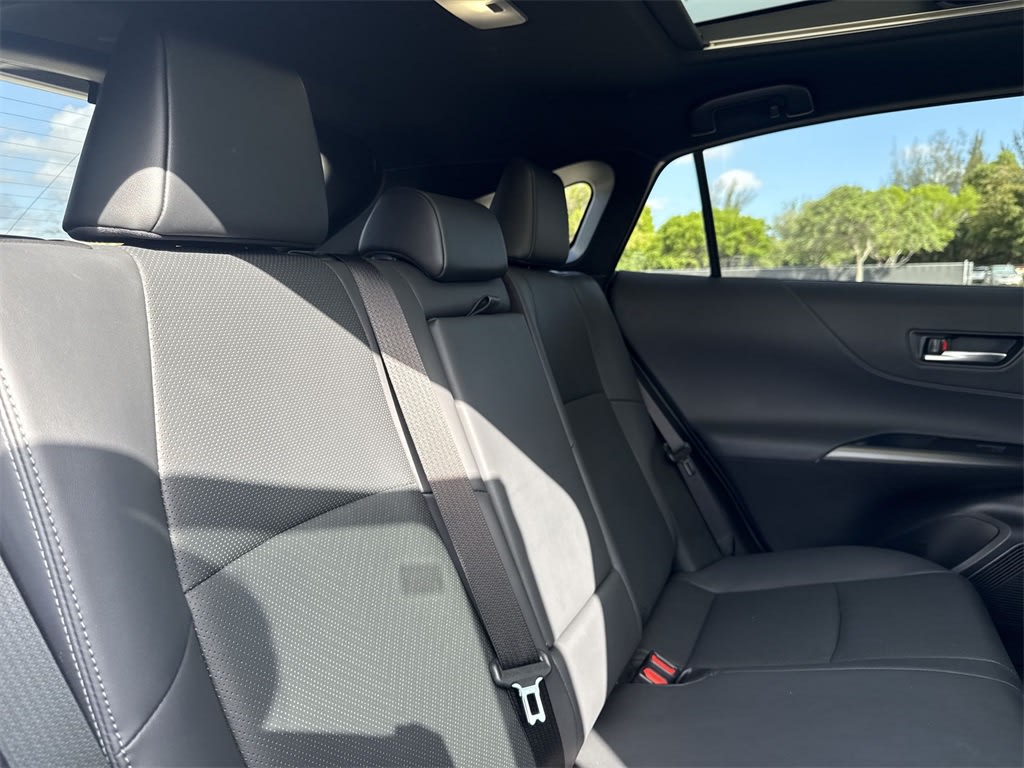 2023 Toyota Venza Limited 28