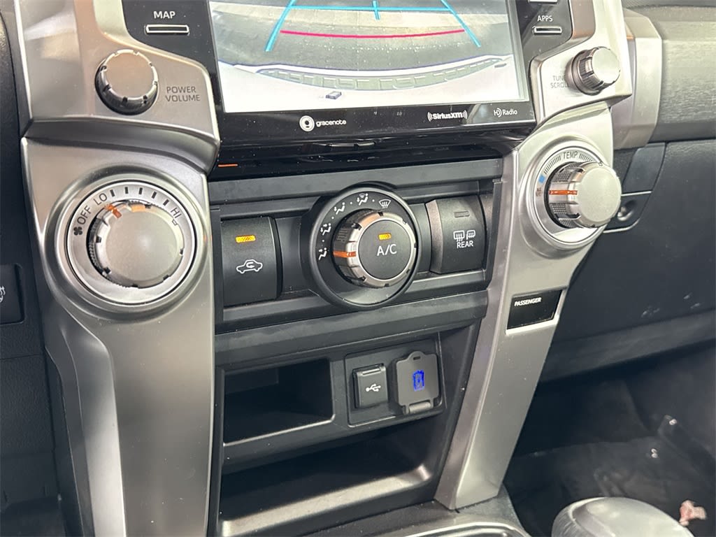 2023 Toyota 4Runner SR5 32