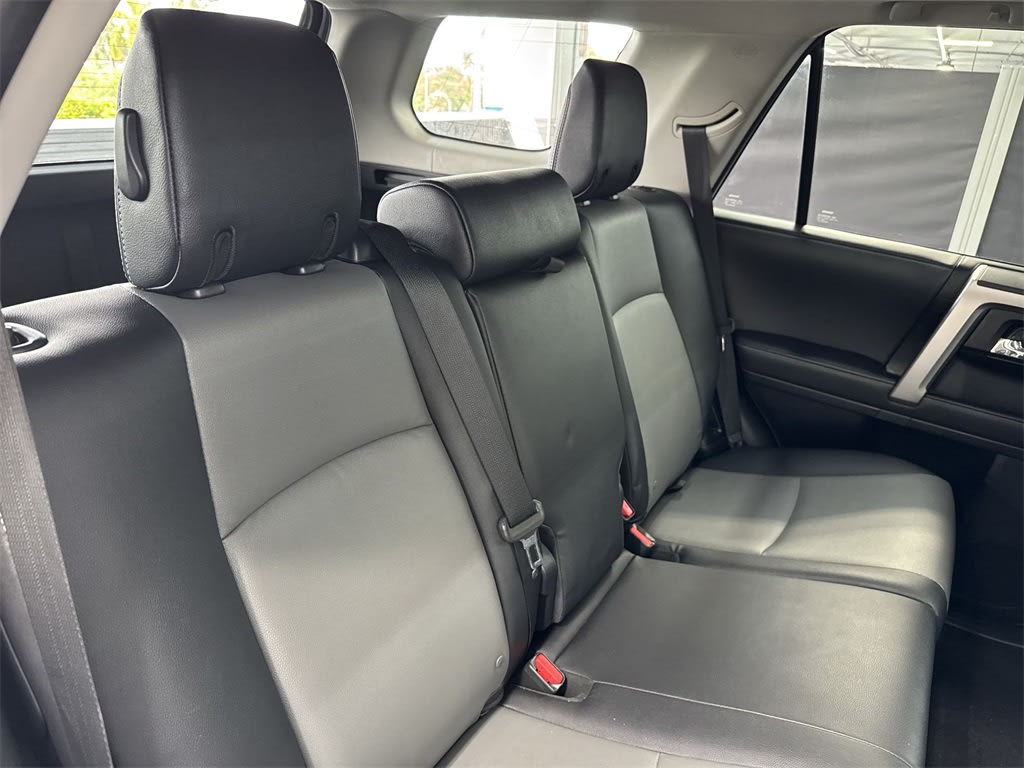 2023 Toyota 4Runner SR5 34